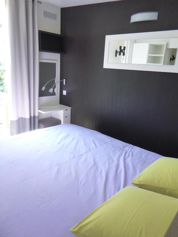 Village Vacances & Camping De Gruissan Room photo