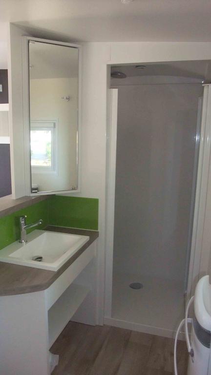 Village Vacances & Camping De Gruissan Room photo